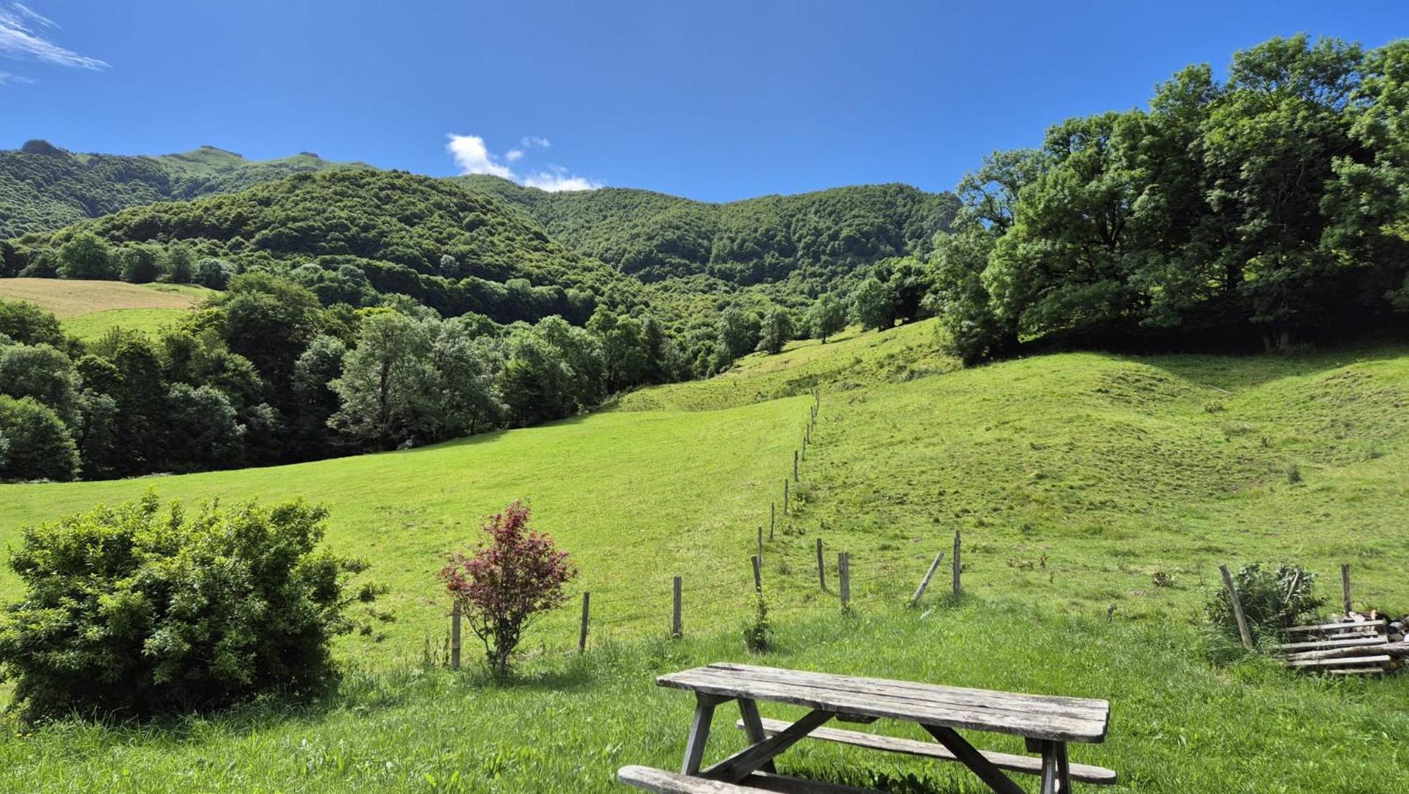 Le Pradima Hébergement de vacances Mandailles-Saint-Julien